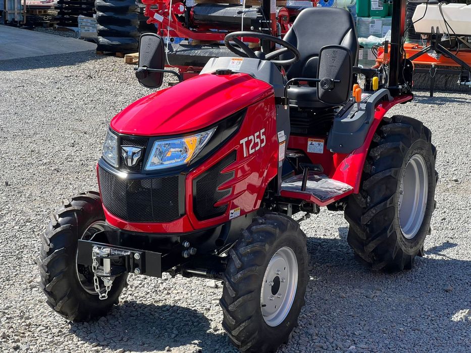 TYM T255 Tractor 4x4 / NOU / 23,9 CP / GARANTIE 1 AN