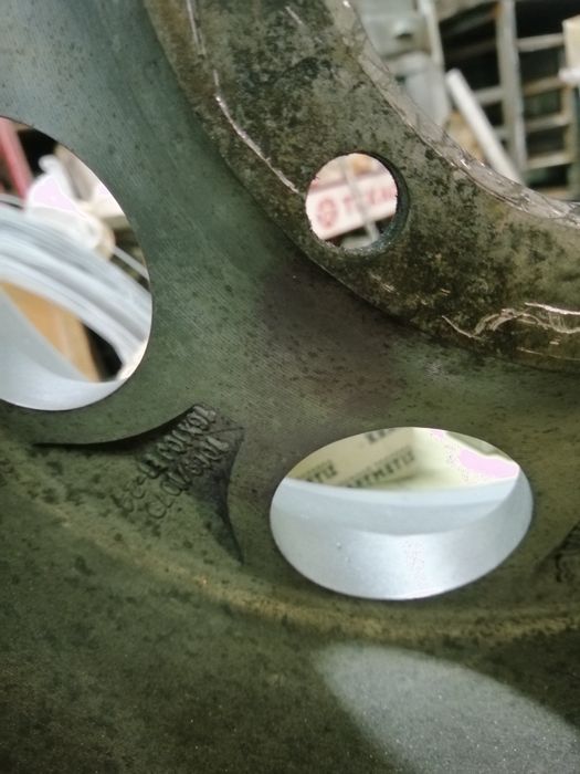 Диск литой 16разболтовка 5на150