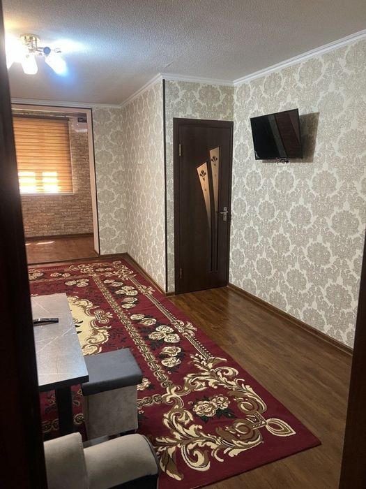 Срочно Сдаётся 2 Комнатная Кирпичный Квартира
