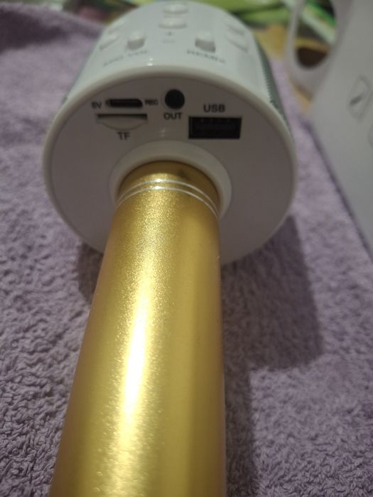 Продам микрофон в хорошем состояние