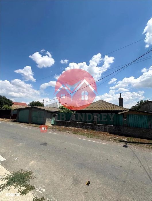Casa si teren 5.000 mp, aproape de oras, 43.500 €