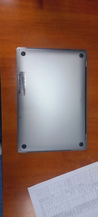 Срочно! MacBook Pro 16" (2019) Intel Core i9 / 16GB RAM / 1TB SSD — Sp