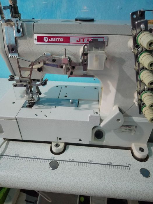 Rashma tikuv mashinasi sotiladi xolati yangi