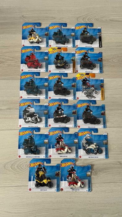 Colectie 17 machete motociclete Hot Wheels