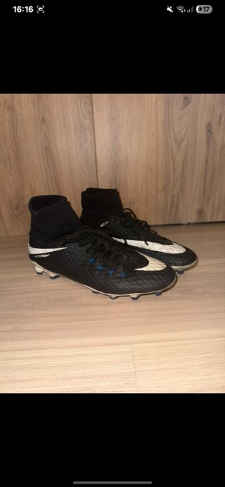 Nike hypervenom elite