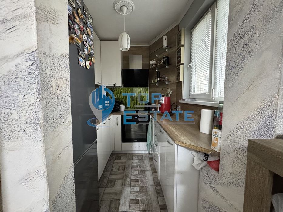 Продава се Тристаен апартамент в Велико Търново, Център - 72 кв.м за 2362 €/кв.м - Снимка #2