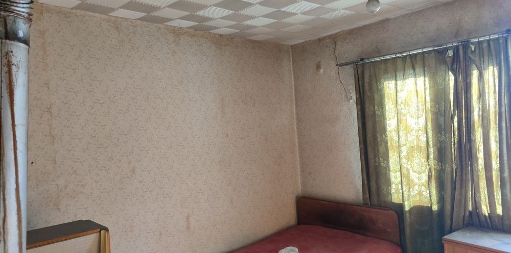 Къща с лятна кухня