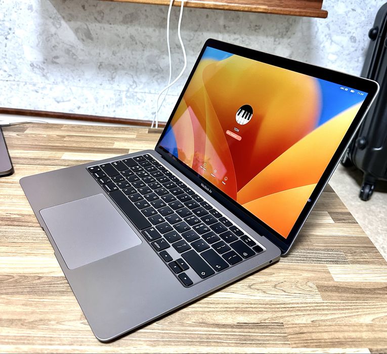 MacBook Air M1 Silver 8/256- Chotkiy noutbuk ( Макбук - Ноутбук )