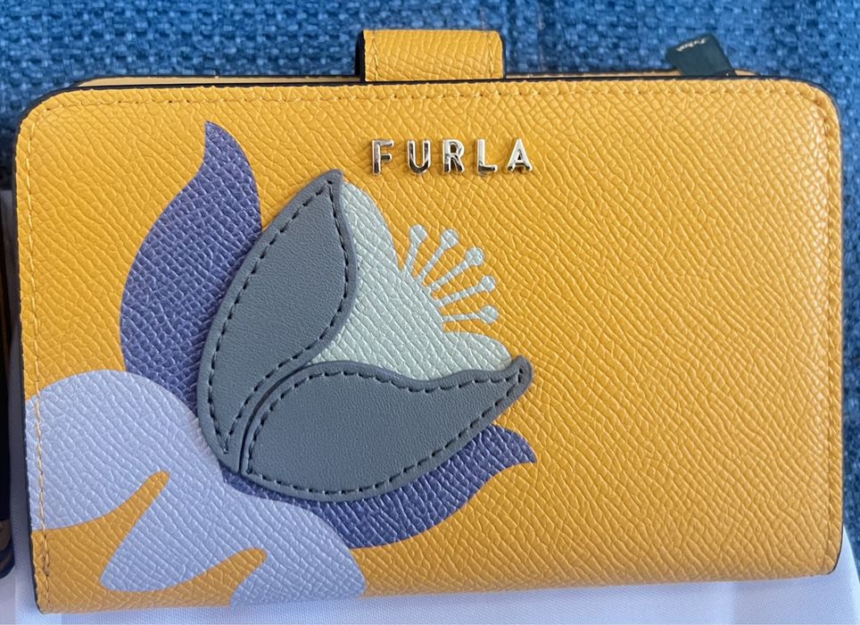 Портмонета FURLA BABYLON.С кутия,етикети, всичко от до! Няколко модела