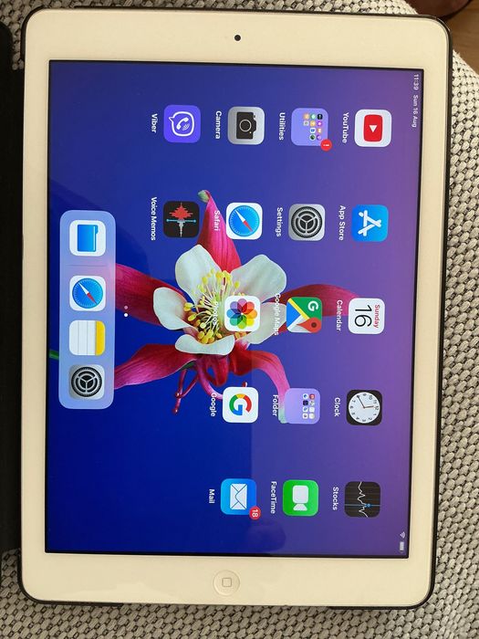 Ipad Air 2  32GB Smart Cover отлично състояние