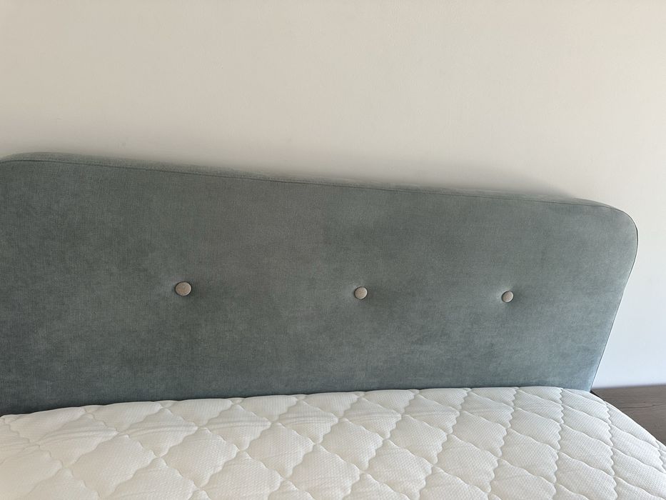 Pat dormitor 140/200 cu somiera si saltea