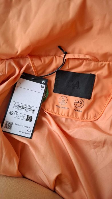 Jachetă cu glugă, căptușită, rezistenta la apa [dama]