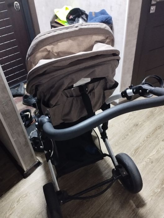 Продам коляску детскую