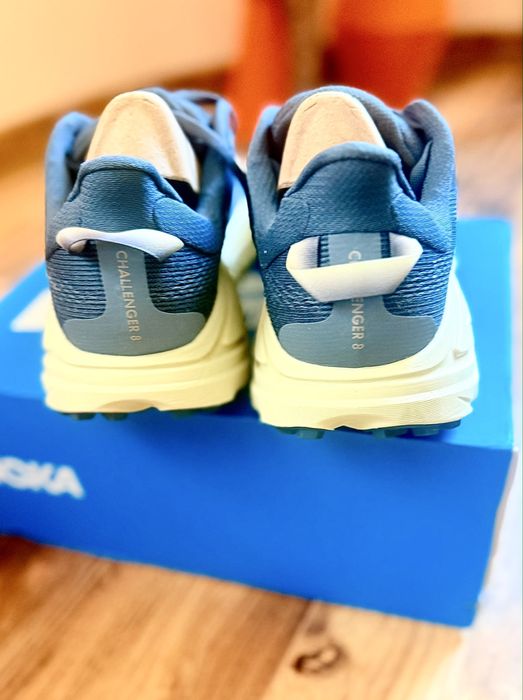 HOKA M Challenger 8 WIDE
