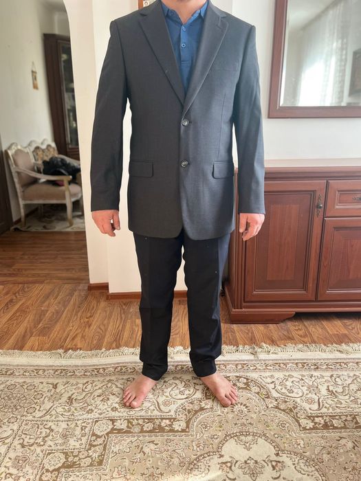 Б/у костюмы хорошего качества