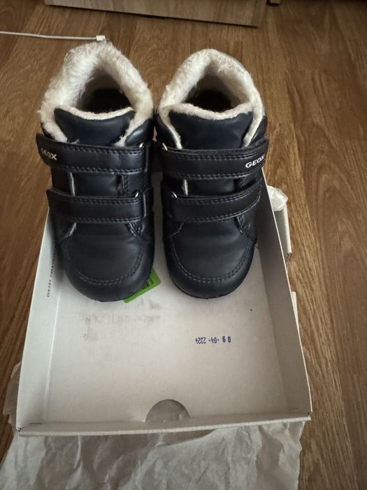 Ghetute Geox marimea 26
