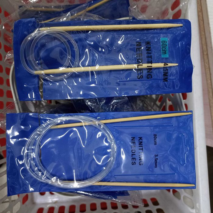 Спицы, крючки для вязания