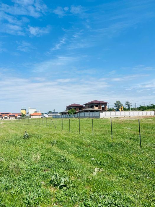 Teren de vânzare zona ford!