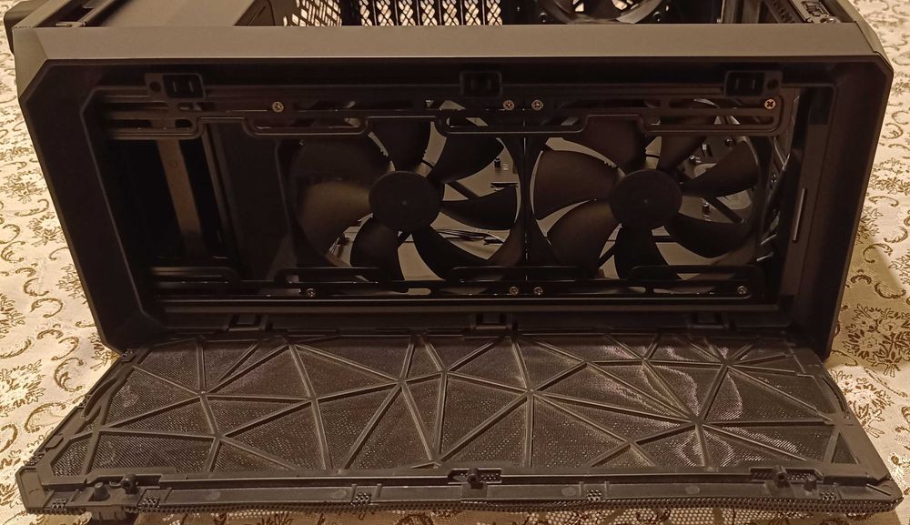 Кутия за компютър