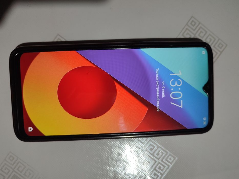 Продам телефон realme за 35 тысяч