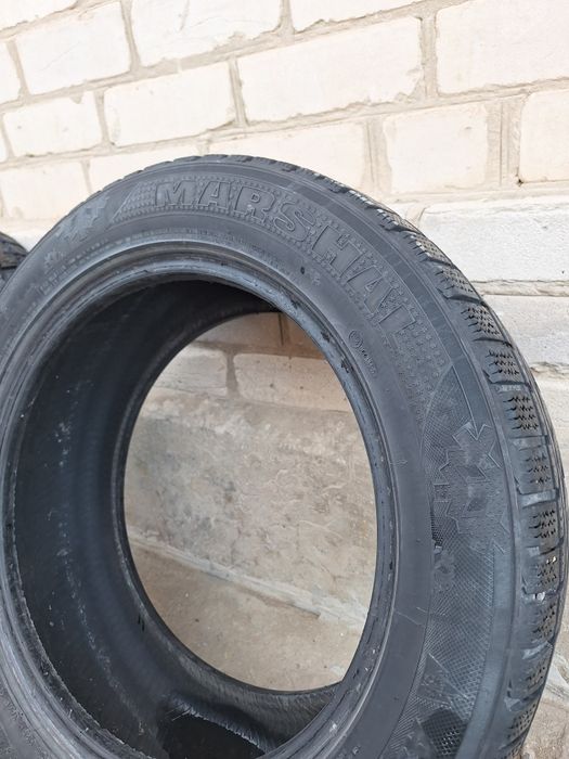 Шины 235 55 R18..