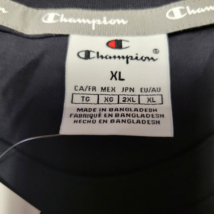 Tricou Champion, mărime XL, nou cu etichetă
