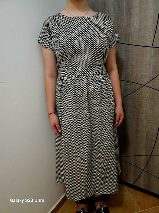 Дамски  роклички