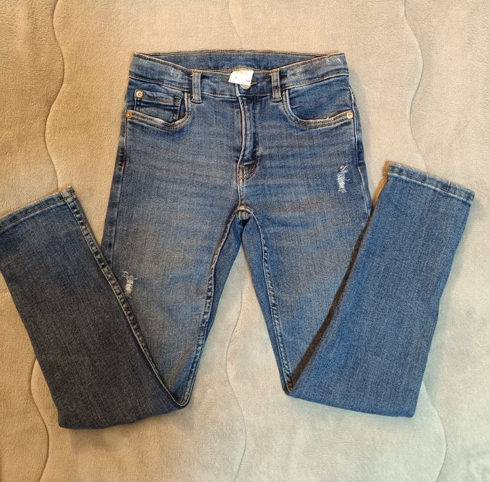 Дънки и спортни панталони Zara,Mango 134см