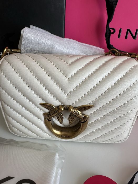 Чисто нови чантички Pinko Micro Love Click Bag