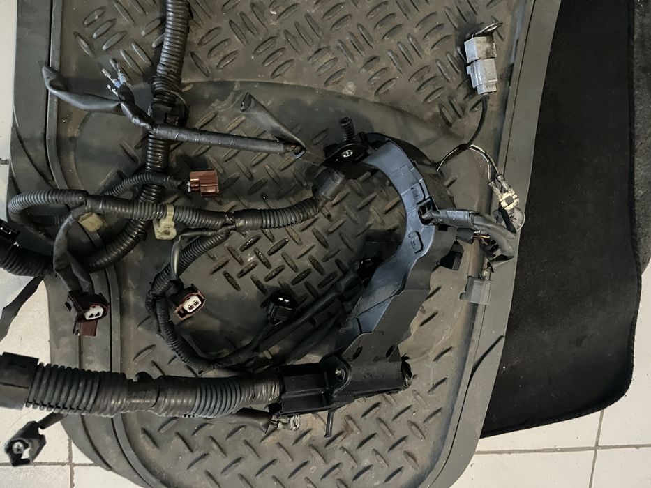 Авс блок на Камри 40.