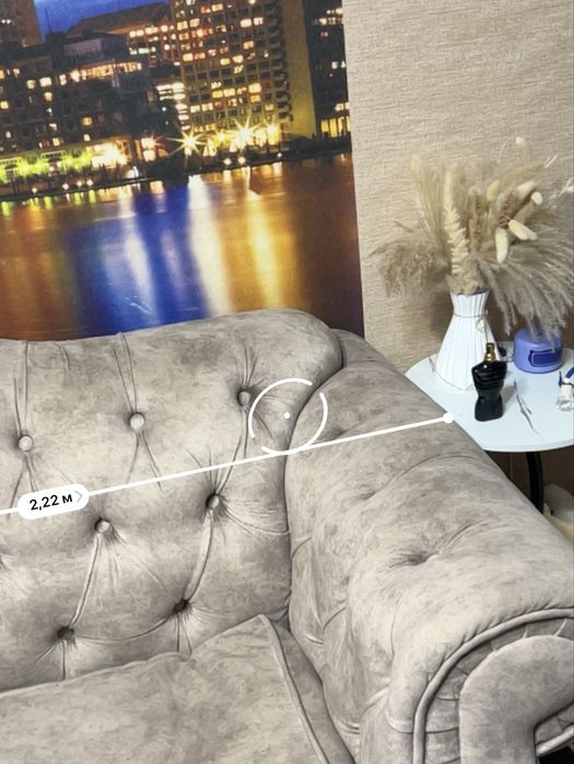 Продаю диван . В отличном состоянии