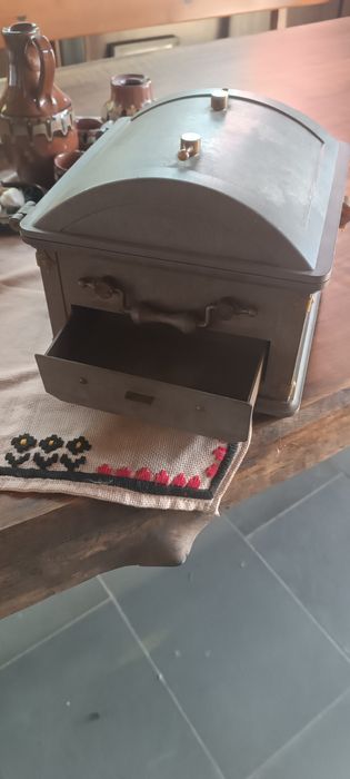 Стара музикална кутия антика 1991 г. Съветска