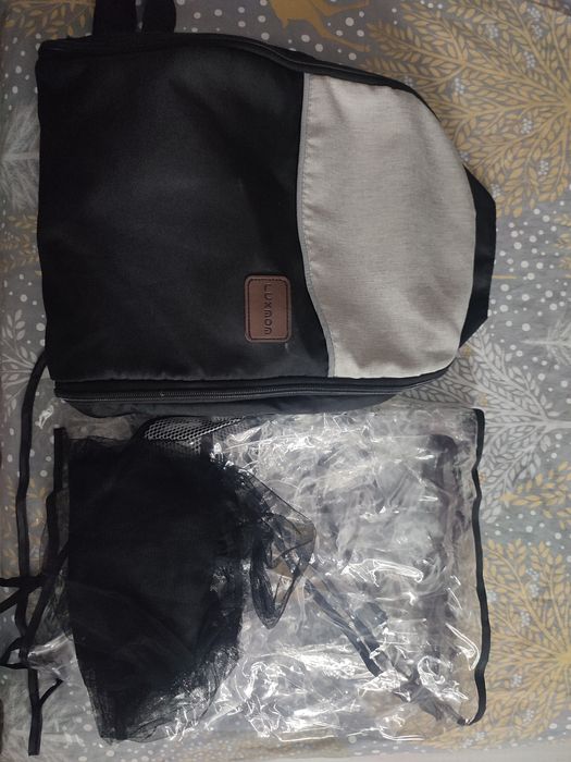 Коляска детская (прогулочная)