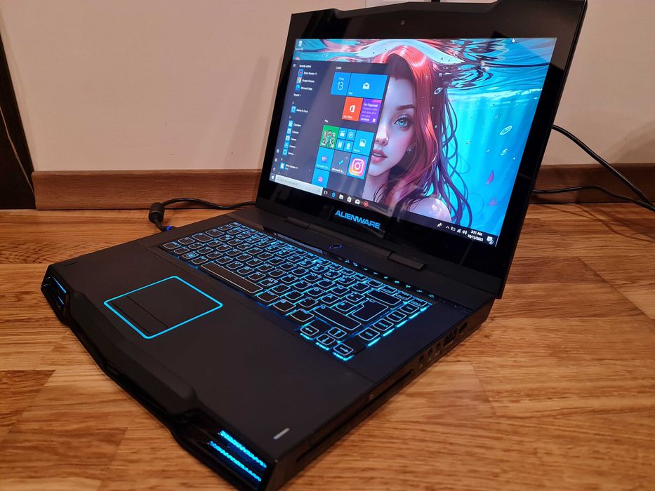 Laptop gaming ALIENWARE 16  ,intel core i7 , video  nvidia GTX