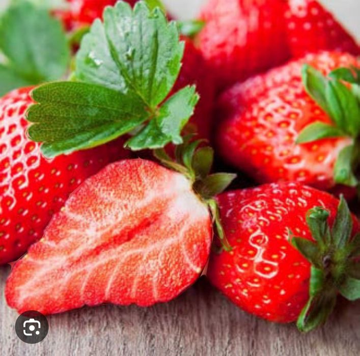 Продавам разсат ягоди