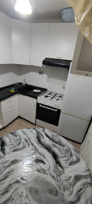 Продам кухню самовывоз
