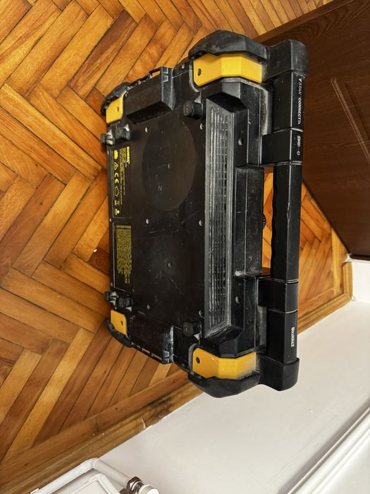Boxa/Radiocasetofon Dewalt DWST 81078QW