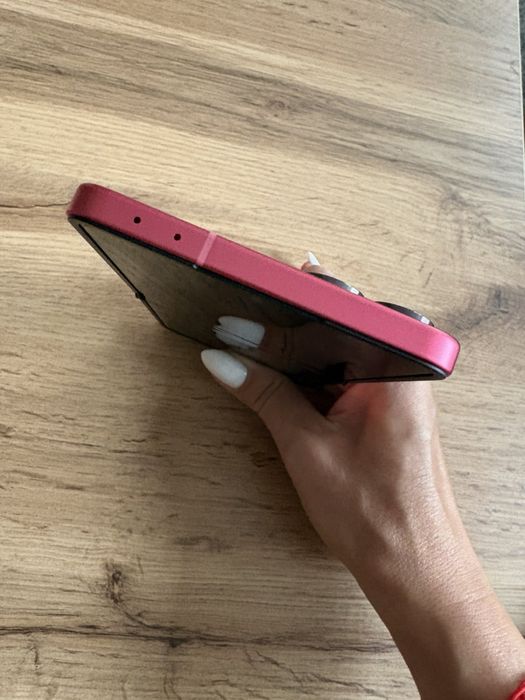 SAMSUNG GALAXY Z FLIP 7 256 GB с гаранция