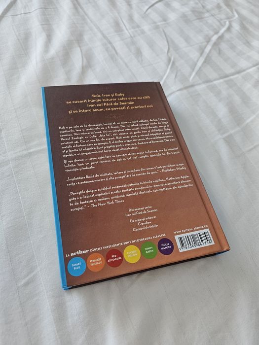 Vând cartea Bob cel fara de seaman