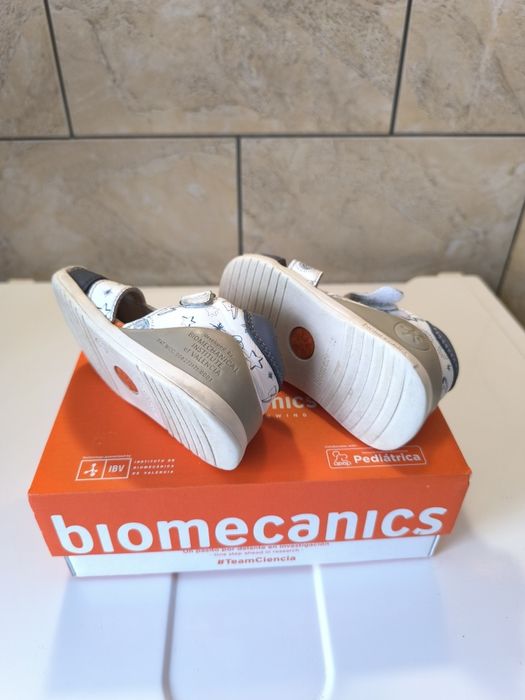 Детски сандалки Биомеханикс