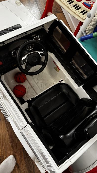 Электромобиль Mercedes-Benz G