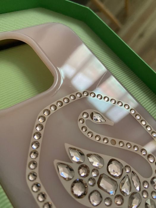 Swarovski Калъф за iPhone 13 Pro