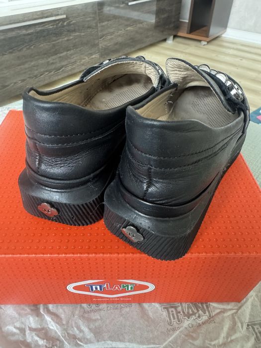 Школьный обувь для девочек