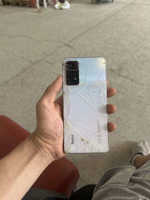 Прадаю телефон Redmi 11 pro