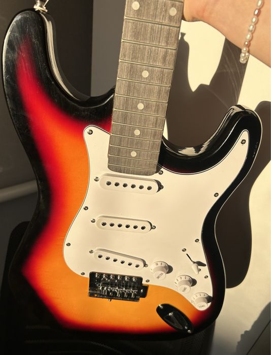 Электрогитара, стратокастер