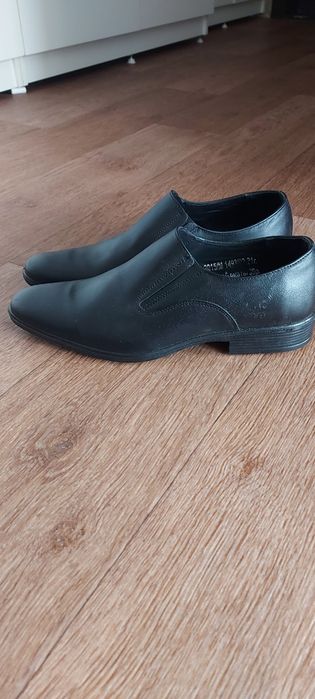 Новая мужская обувь