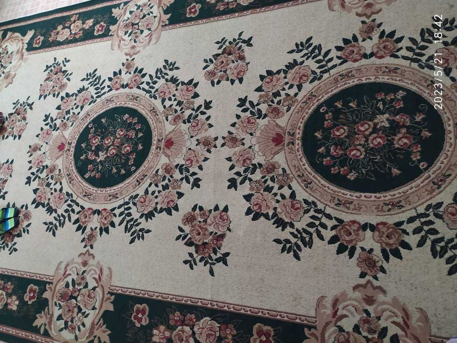 Продается ковры в хорошем состояний