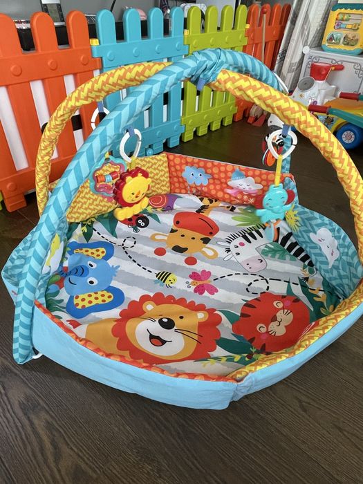 Активна гимнастка