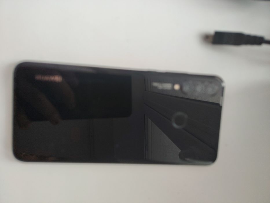 Продам Huawei P30 Lite (128 GB)