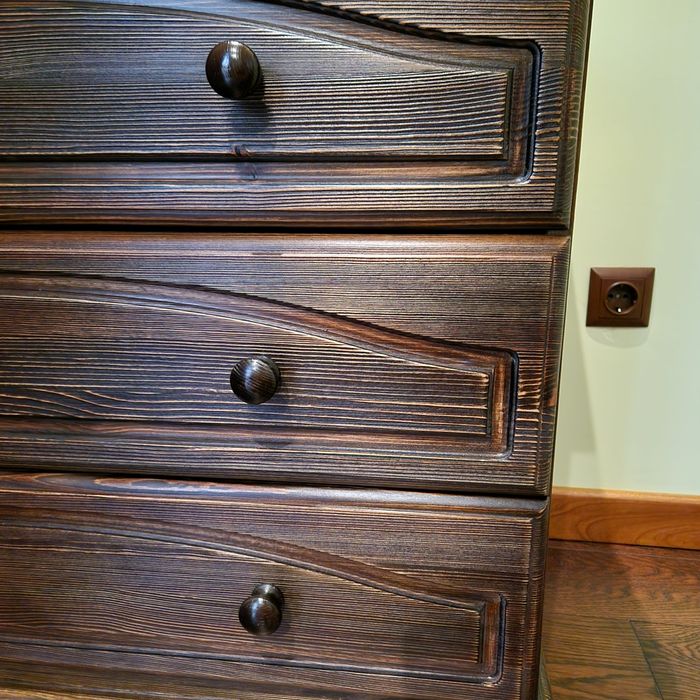 Комод из натурального дерева